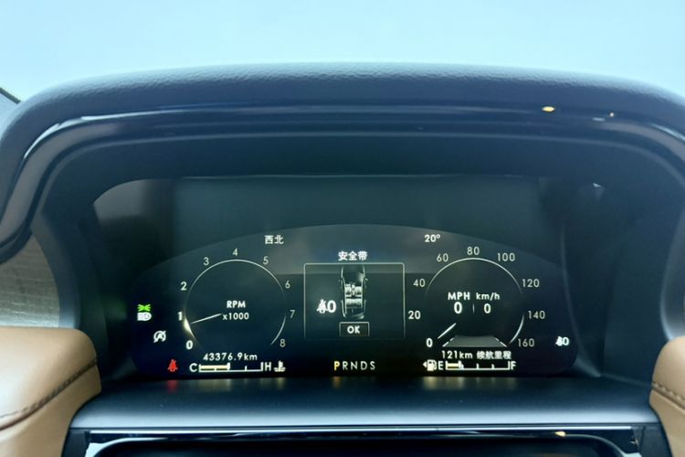 Used Lincoln Nautilus 2021 2.0T Four-Wheel Drive Luxury Edition Odometer Close Up