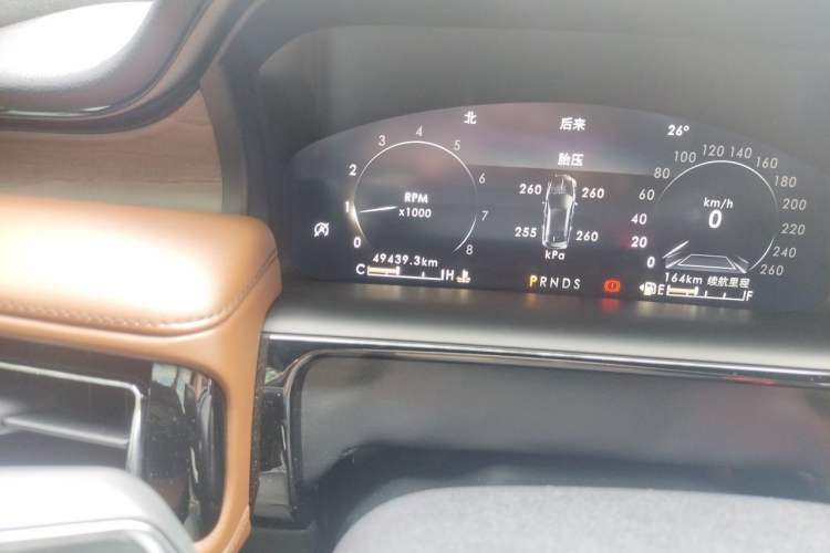 Used Lincoln Nautilus 2021 2.0T Four-Wheel Drive Luxury Edition Odometer Close Up