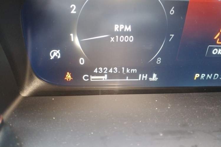 Used Lincoln Nautilus 2021 2.0T Four-Wheel Drive Luxury Edition Odometer Close Up
