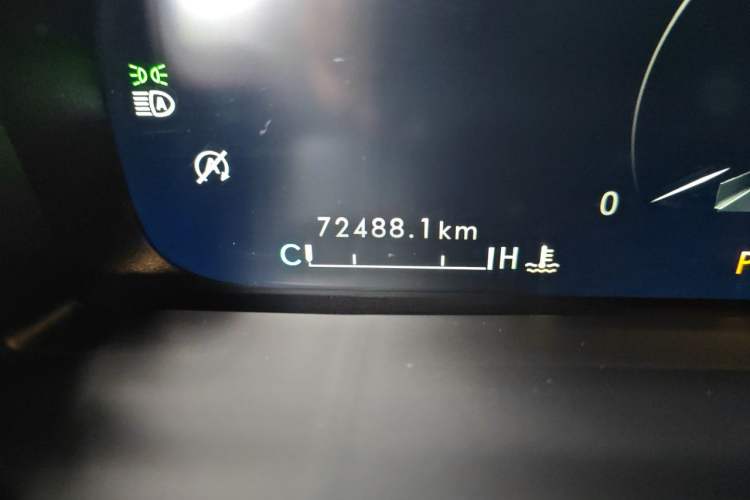 Used Lincoln Nautilus 2021 2.7T Four-Wheel-Drive Presidential Edition Odometer Close Up