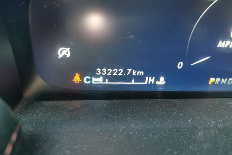 Used Lincoln Nautilus 2021 2.0T Four-Wheel Drive Luxury Edition Odometer Close Up