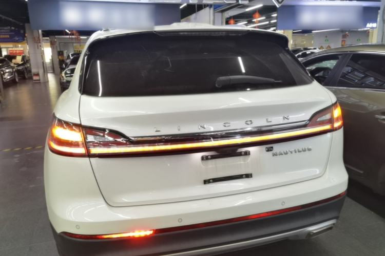 Used Lincoln Nautilus 2021 2.0T Four-Wheel Drive Luxury Edition Rear