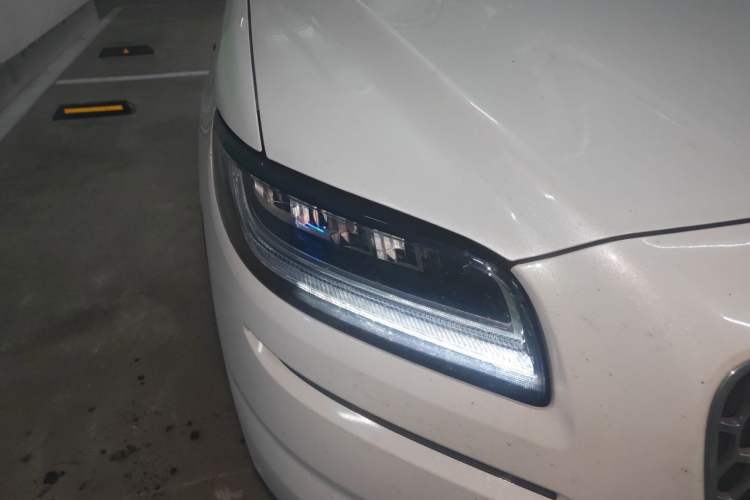 Used Lincoln Nautilus 2021 2.0T Four-Wheel Drive Luxury Edition Right Front Headlight