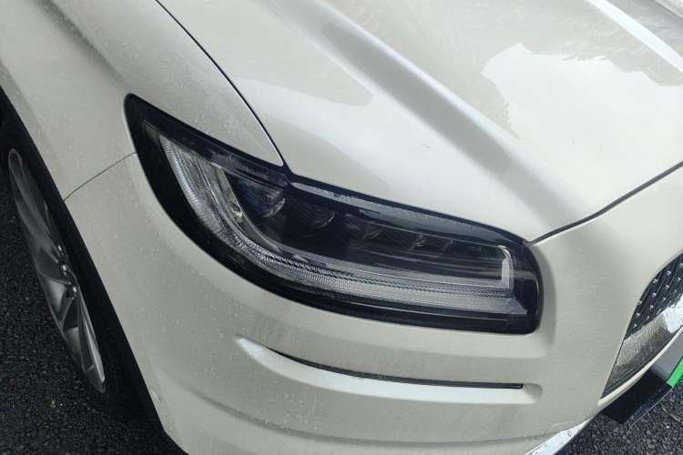 Used Lincoln Nautilus 2021 2.7T Four-Wheel Drive Prestige Edition Right Front Headlight