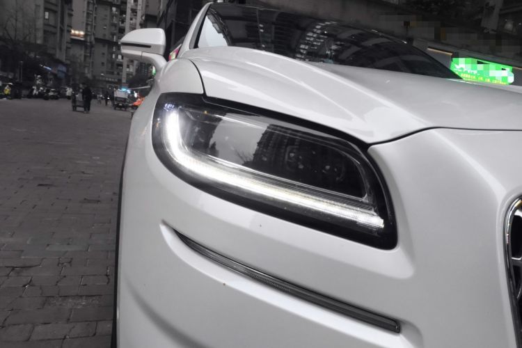 Used Lincoln Nautilus 2021 2.0T Four-Wheel Drive Luxury Edition Right Front Headlight