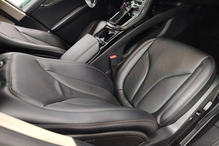 Used Lincoln Nautilus 2021 2.0T Four-Wheel Drive Luxury Edition Right Front Seat
