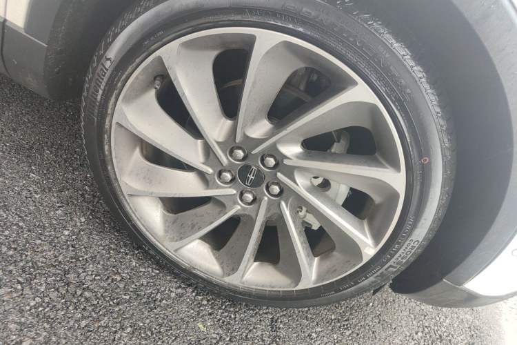 Used Lincoln Nautilus 2021 2.7T Four-Wheel Drive Prestige Edition Right Front Wheel Hub