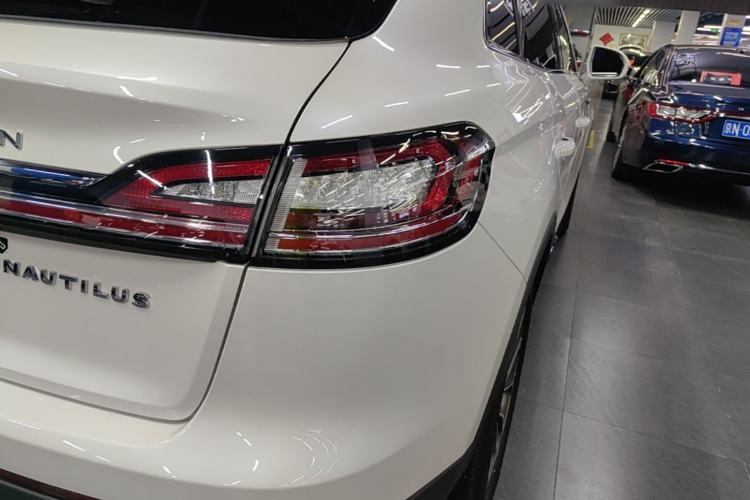Used Lincoln Nautilus 2021 2.0T Four-Wheel Drive Luxury Edition Right Rear Taillight