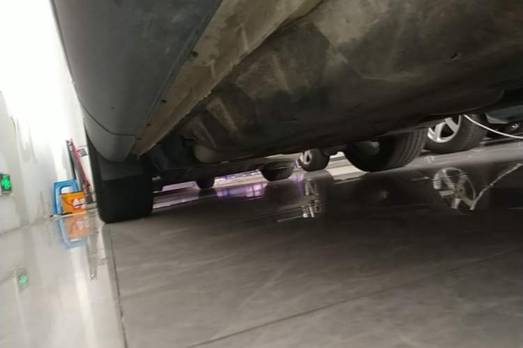 Used Lincoln Nautilus 2021 2.7T Four-Wheel Drive Prestige Edition Right Side Sill