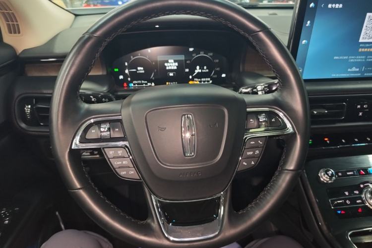 Used Lincoln Nautilus 2021 2.0T Four-Wheel Drive Luxury Edition Steering Wheel