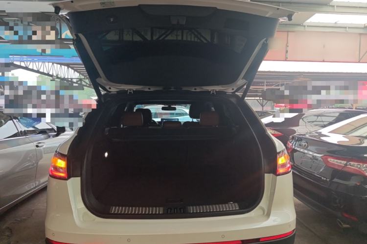 Used Lincoln Nautilus 2021 2.0T Four-Wheel Drive Luxury Edition Trunk