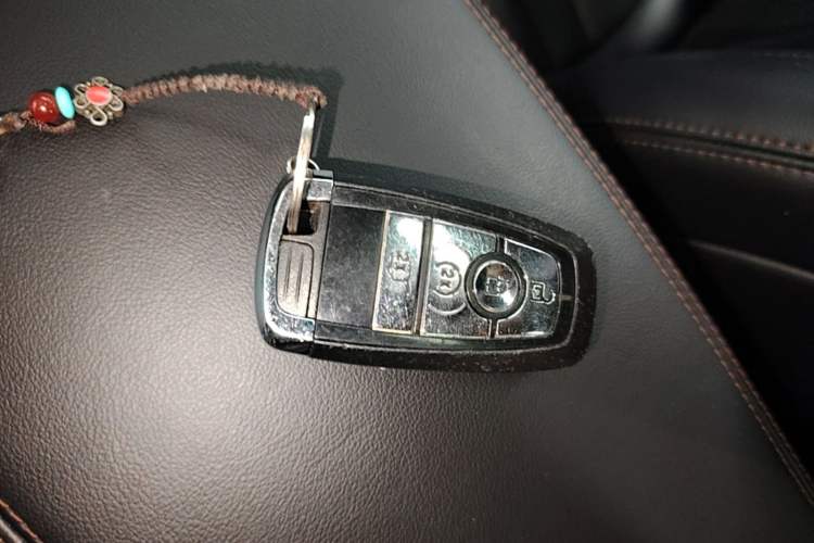 Used Lincoln Nautilus 2021 2.0T Four-Wheel Drive Luxury Edition Vehicle Key