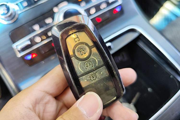 Used Lincoln Nautilus 2021 2.0T Four-Wheel Drive Luxury Edition Vehicle Key