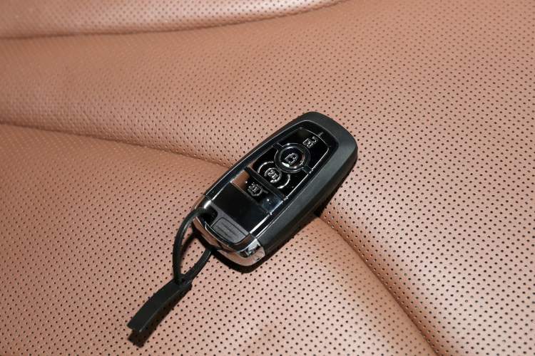 Used Lincoln Nautilus 2021 2.0T Four-Wheel Drive Luxury Edition Vehicle Key
