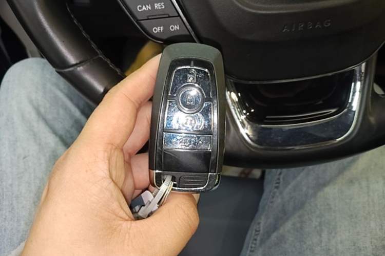 Used Lincoln Nautilus 2021 2.0T Four-Wheel Drive Luxury Edition Vehicle Key
