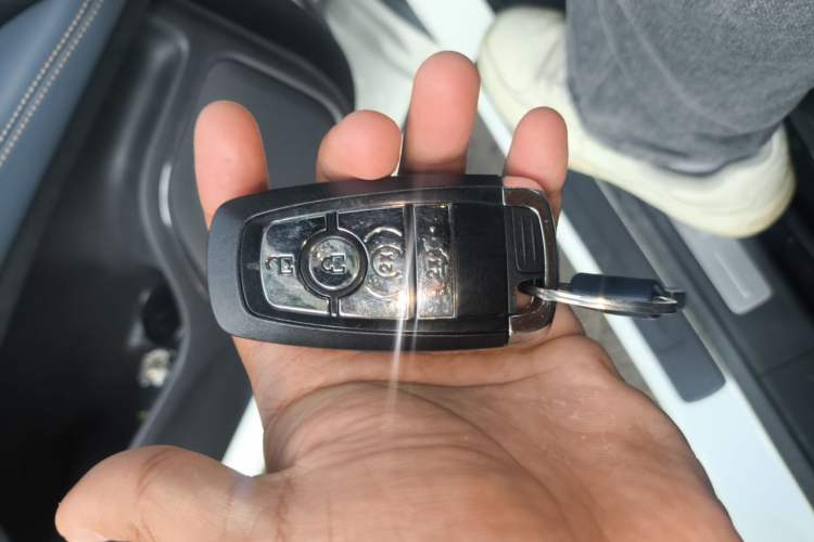 Used Lincoln Nautilus 2021 2.0T Four-Wheel Drive Luxury Edition Vehicle Key
