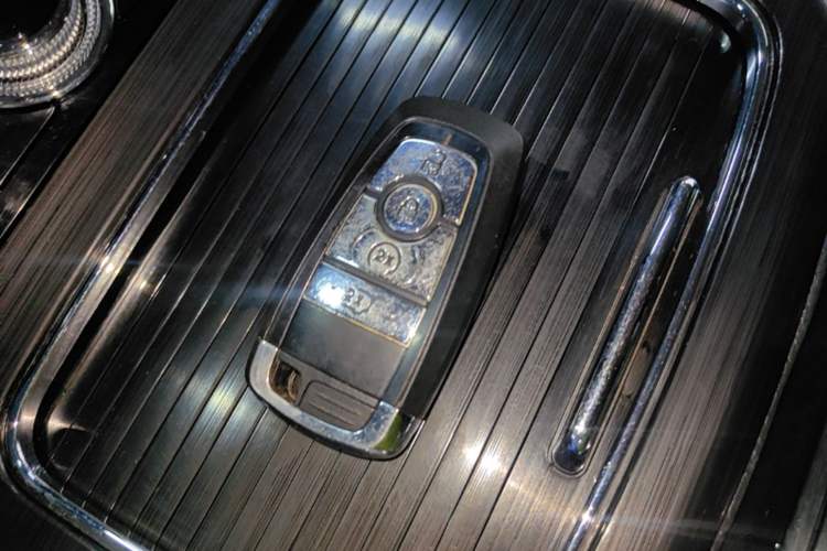 Used Lincoln Nautilus 2021 2.0T Four-Wheel Drive Luxury Edition Vehicle Key