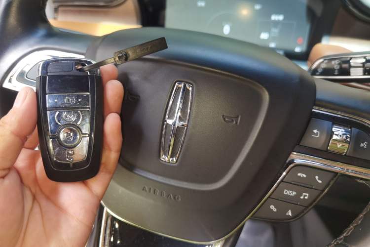Used Lincoln Nautilus 2021 2.0T Four-Wheel Drive Luxury Edition Vehicle Key