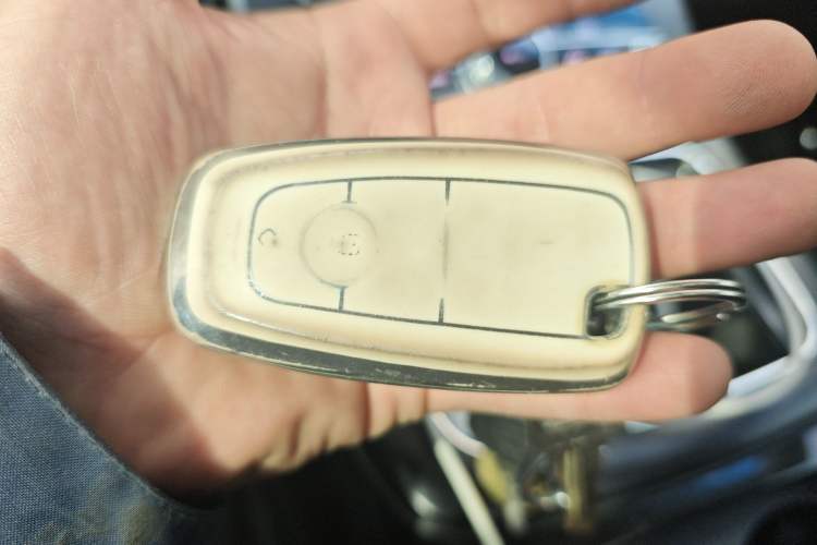 Used Lincoln Nautilus 2021 2.0T Four-Wheel Drive Luxury Edition Vehicle Key