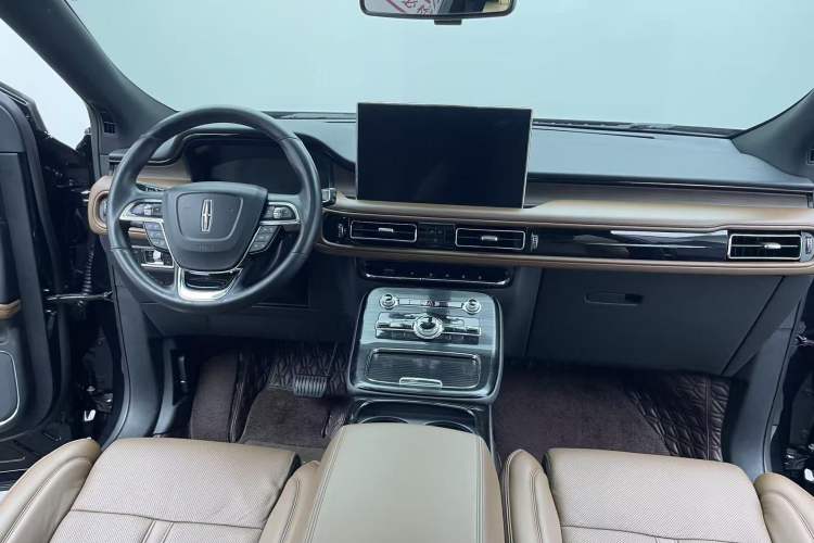 Used Lincoln Nautilus 2022 2.7T Four-Wheel Drive Luxury Edition Center Console