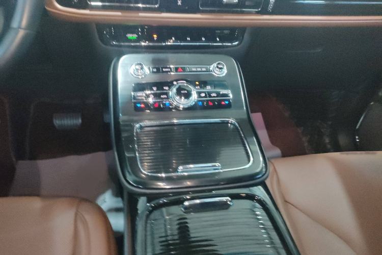 Used Lincoln Nautilus 2022 2.7T Four-Wheel Drive Luxury Edition Gear Lever