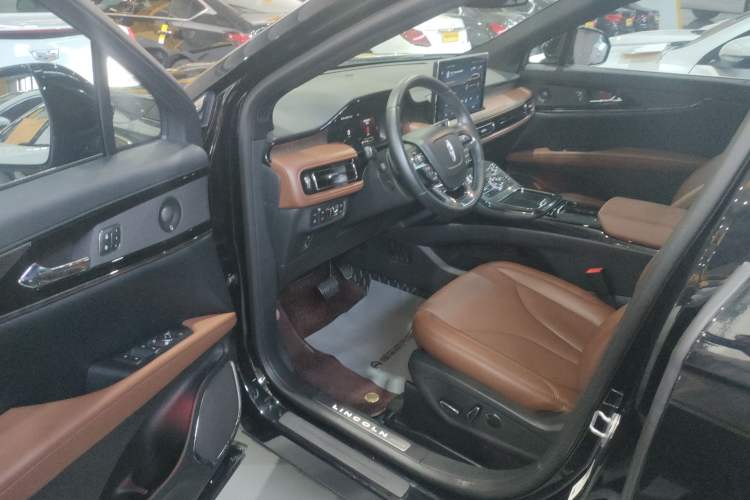 Used Lincoln Nautilus 2022 2.7T Four-Wheel Drive Luxury Edition Interior 3