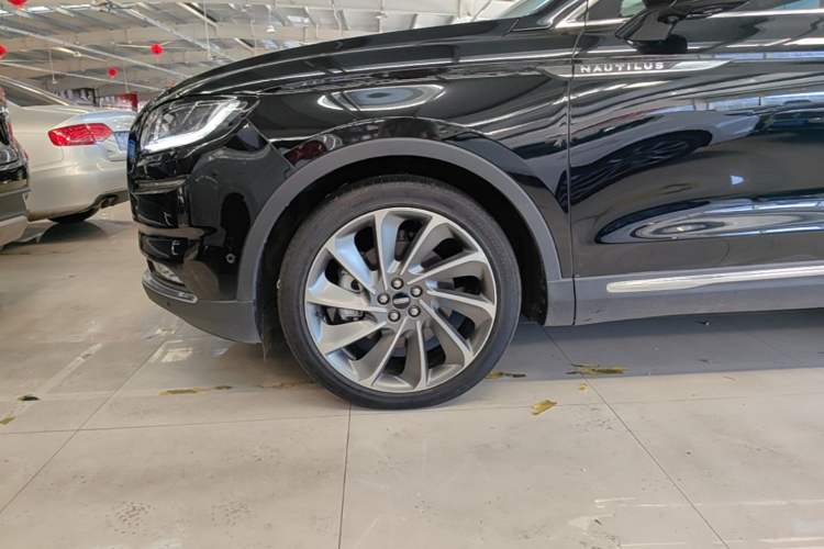 Used Lincoln Nautilus 2022 2.7T Four-Wheel Drive Luxury Edition Left Front Wheel Hub