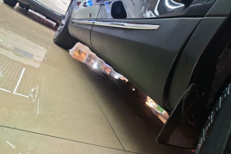 Used Lincoln Nautilus 2022 2.7T Four-Wheel Drive Luxury Edition Left Side Sill