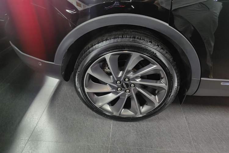 Used Lincoln Nautilus 2022 2.7T Four-Wheel Drive Luxury Edition Right Rear Wheel Hub