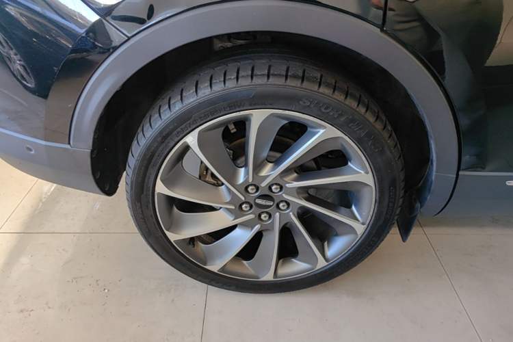 Used Lincoln Nautilus 2022 2.7T Four-Wheel Drive Luxury Edition Right Rear Wheel Hub