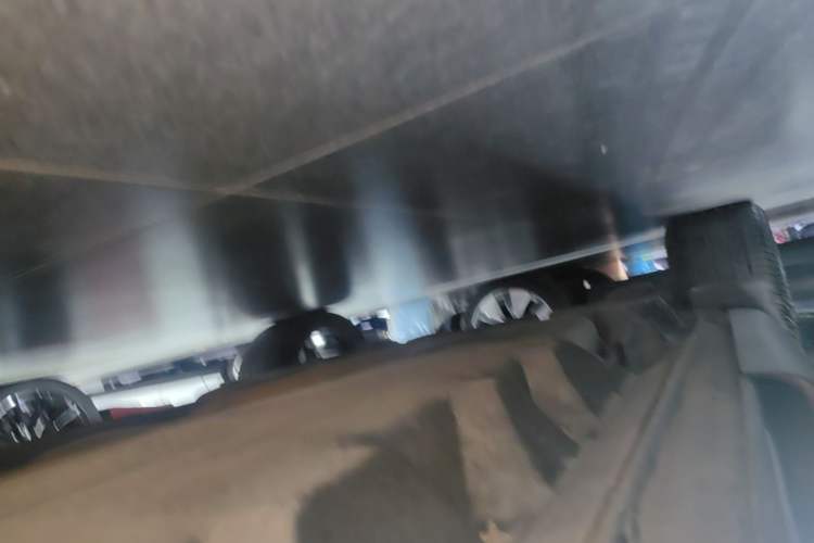 Used Lincoln Nautilus 2022 2.7T Four-Wheel Drive Luxury Edition Right Side Sill