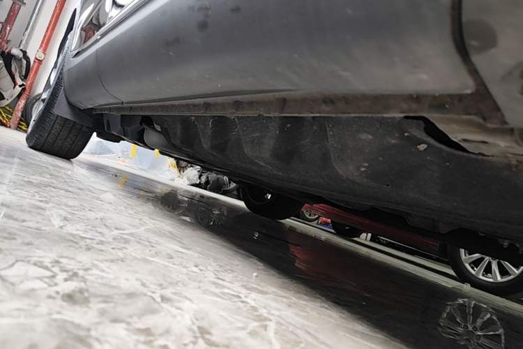 Used Lincoln Nautilus 2022 2.7T Four-Wheel Drive Luxury Edition Right Side Sill