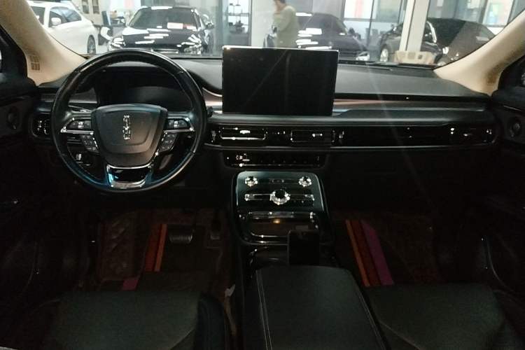 Used Lincoln Nautilus 2022 2.7T Four-Wheel Drive Luxury Edition Center Console