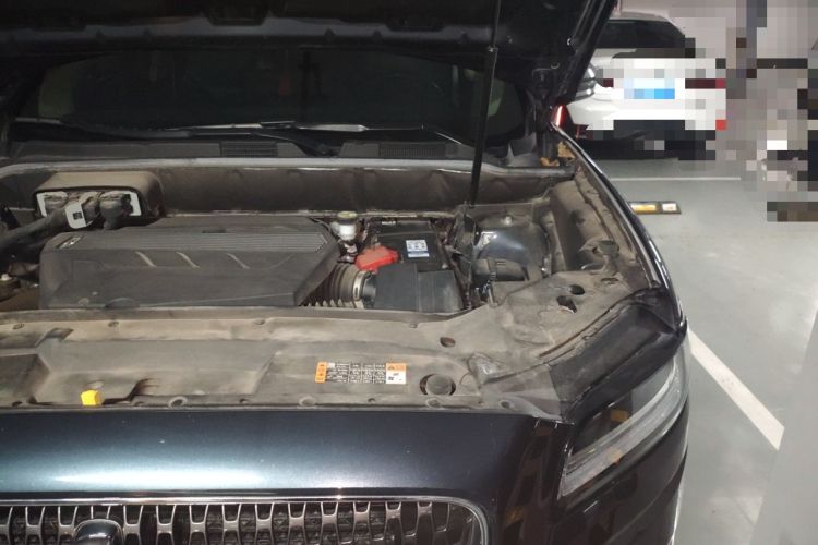 Used Lincoln Nautilus 2022 2.7T Four-Wheel Drive Centennial Limited Edition Engine Bay Left