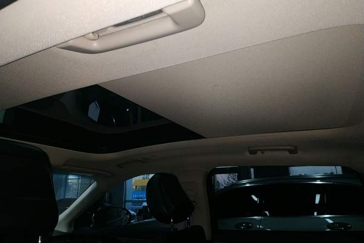 Used Lincoln Nautilus 2022 2.7T Four-Wheel Drive Luxury Edition Headliner