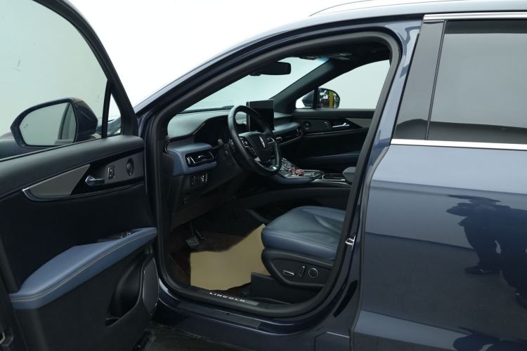 Used Lincoln Nautilus 2022 2.7T Four-Wheel Drive Luxury Edition Interior 10