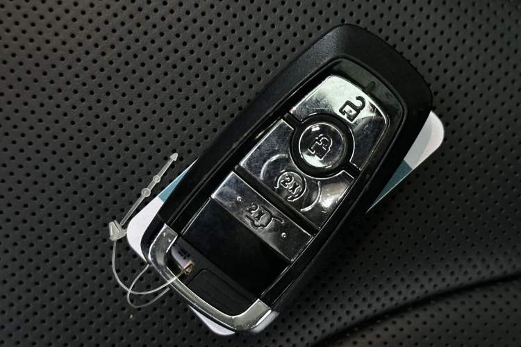 Used Lincoln Nautilus 2022 2.7T Four-Wheel Drive Luxury Edition Interior 4