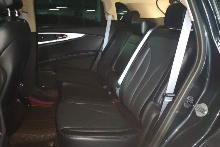 Used Lincoln Nautilus 2022 2.7T Four-Wheel Drive Centennial Limited Edition Left Rear Seat