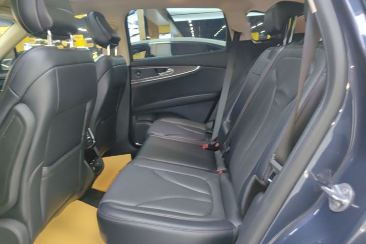 Used Lincoln Nautilus 2022 2.7T Four-Wheel Drive Luxury Edition Left Rear Seat