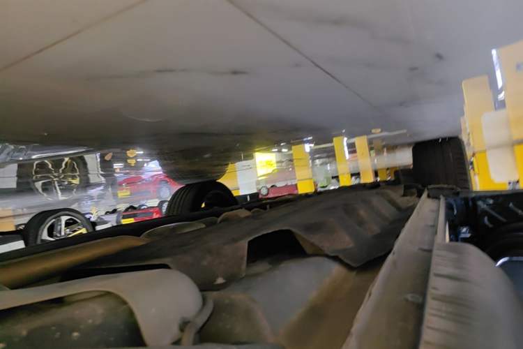 Used Lincoln Nautilus 2022 2.7T Four-Wheel Drive Luxury Edition Left Side Sill