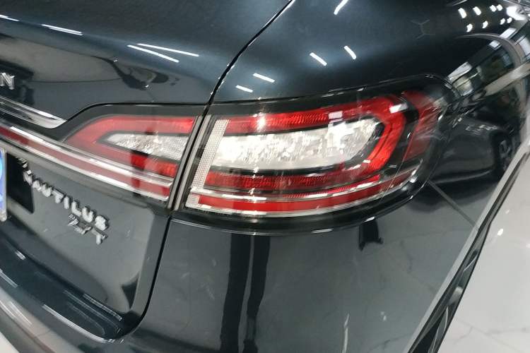 Used Lincoln Nautilus 2022 2.7T Four-Wheel Drive Luxury Edition Right Rear Taillight