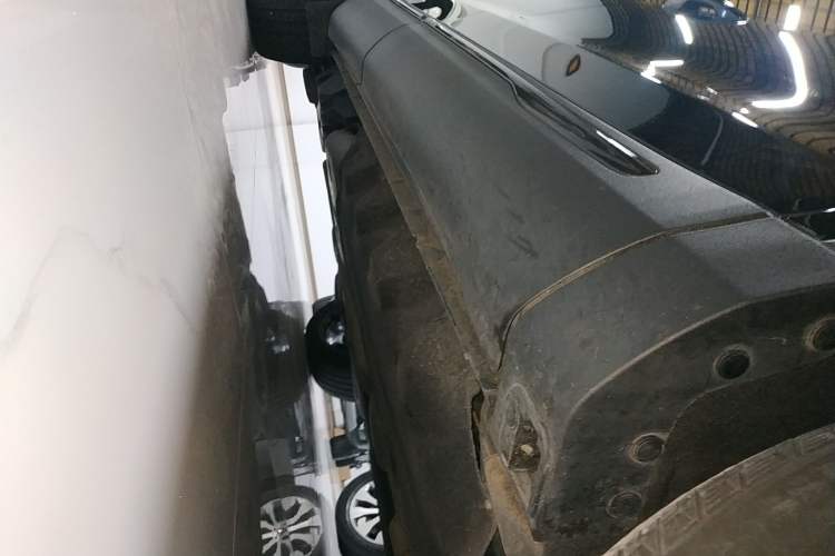 Used Lincoln Nautilus 2022 2.7T Four-Wheel Drive Luxury Edition Right Side Sill
