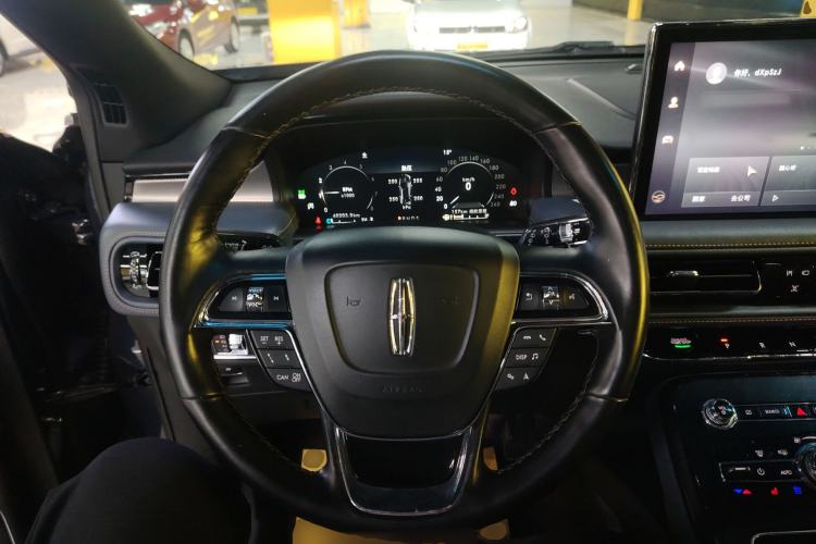 Used Lincoln Nautilus 2022 2.7T Four-Wheel Drive Luxury Edition Steering Wheel