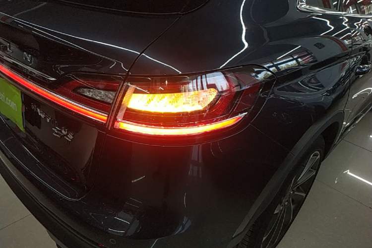 Used Lincoln Nautilus 2022 2.7T Four-Wheel Drive Luxury Edition Right Rear Taillight