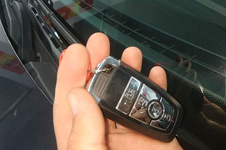Used Lincoln Nautilus 2022 2.7T Four-Wheel Drive Luxury Edition Vehicle Key