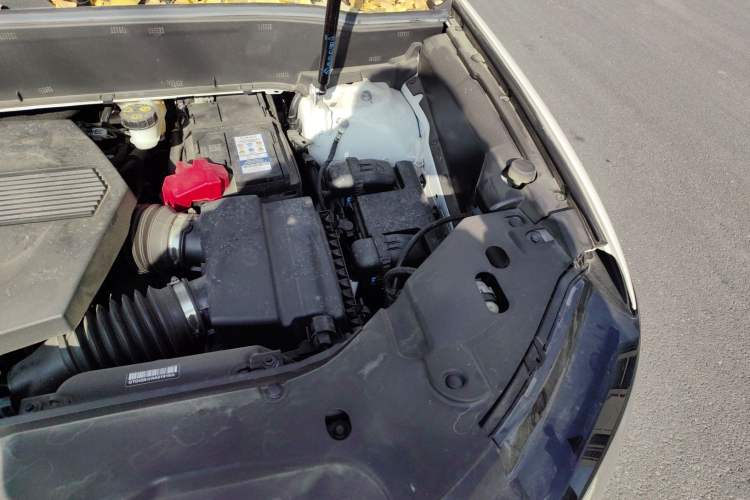 Used Lincoln Nautilus 2022 2.7T Four-Wheel Drive Luxury Edition Engine Bay Left