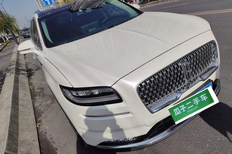 Used Lincoln Nautilus 2022 2.7T Four-Wheel Drive Luxury Edition Front Right 45 Deg