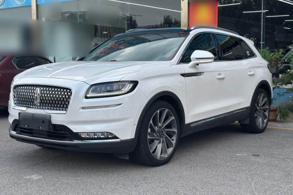Lincoln Nautilus 2022