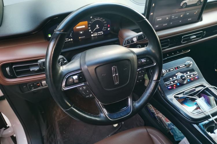 Used Lincoln Nautilus 2022 2.7T Four-Wheel Drive Luxury Edition Steering Wheel