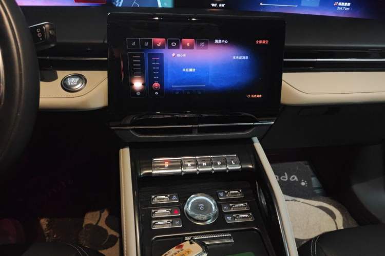 Used Lincoln Nautilus 2023 2.0T Four-Wheel Drive Luxury Edition Audio And AC Panel